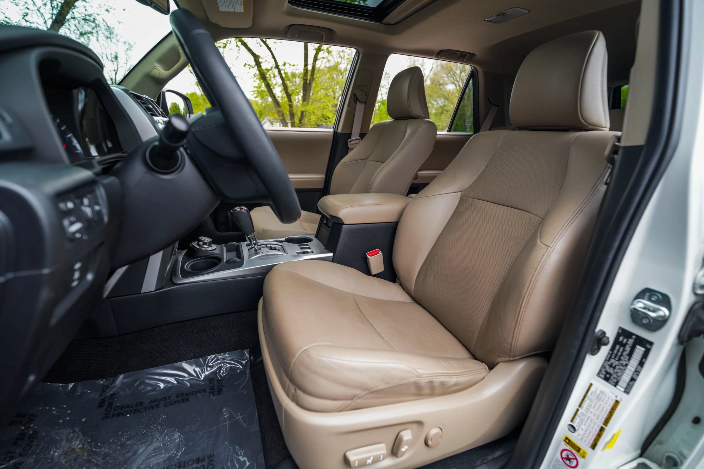 Used 2017 Toyota 4Runner Limited AWD/4WD image 12