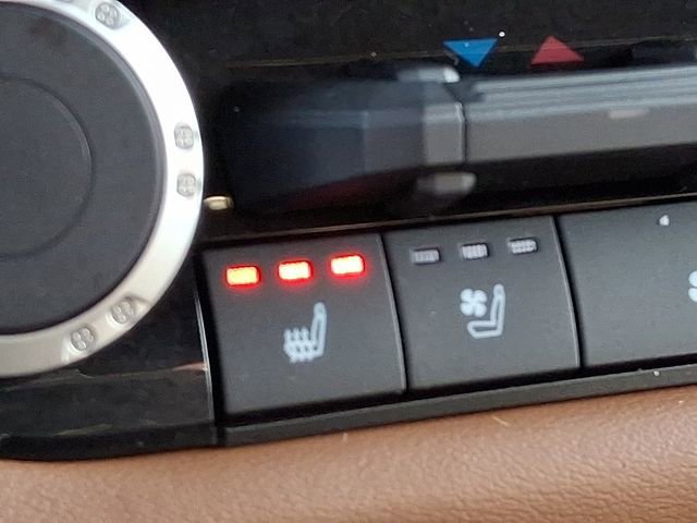 Used 2024 Toyota Tundra 1794 Edition image 32