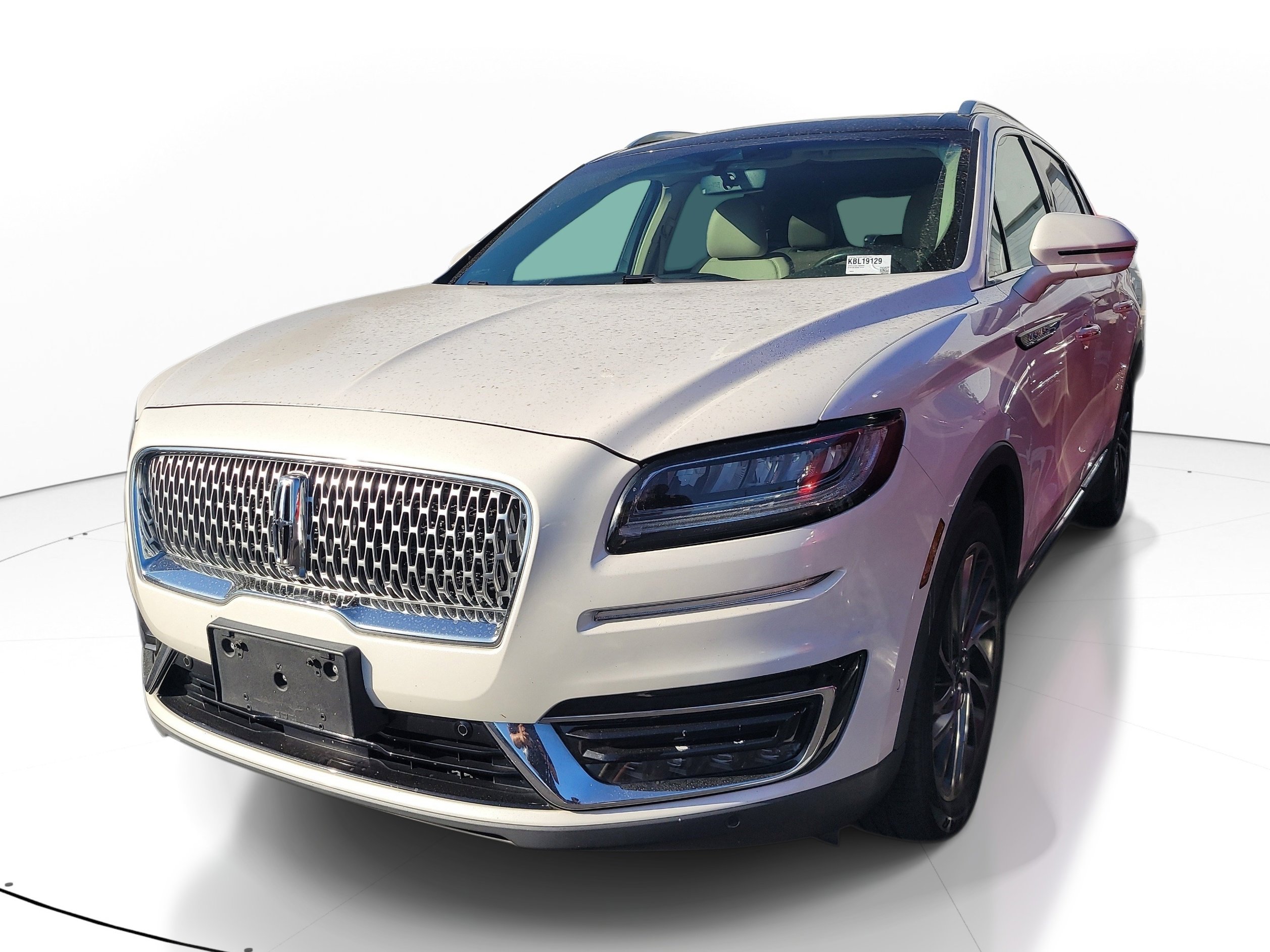 Used 2019 Lincoln Nautilus Reserve image 3