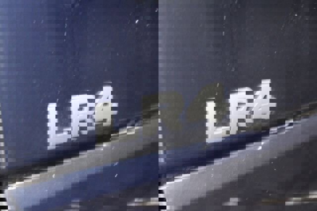 Used 2013 Land Rover LR4 HSE image 7