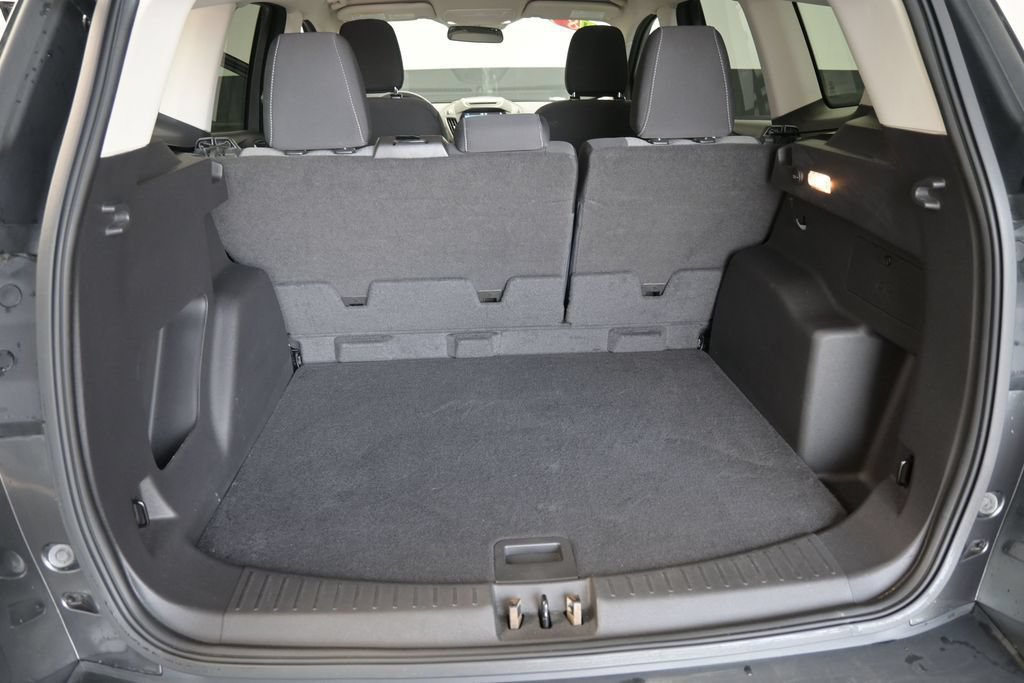 Used 2018 Ford Escape SE w/ SE Sync 3 Package FWD image 19
