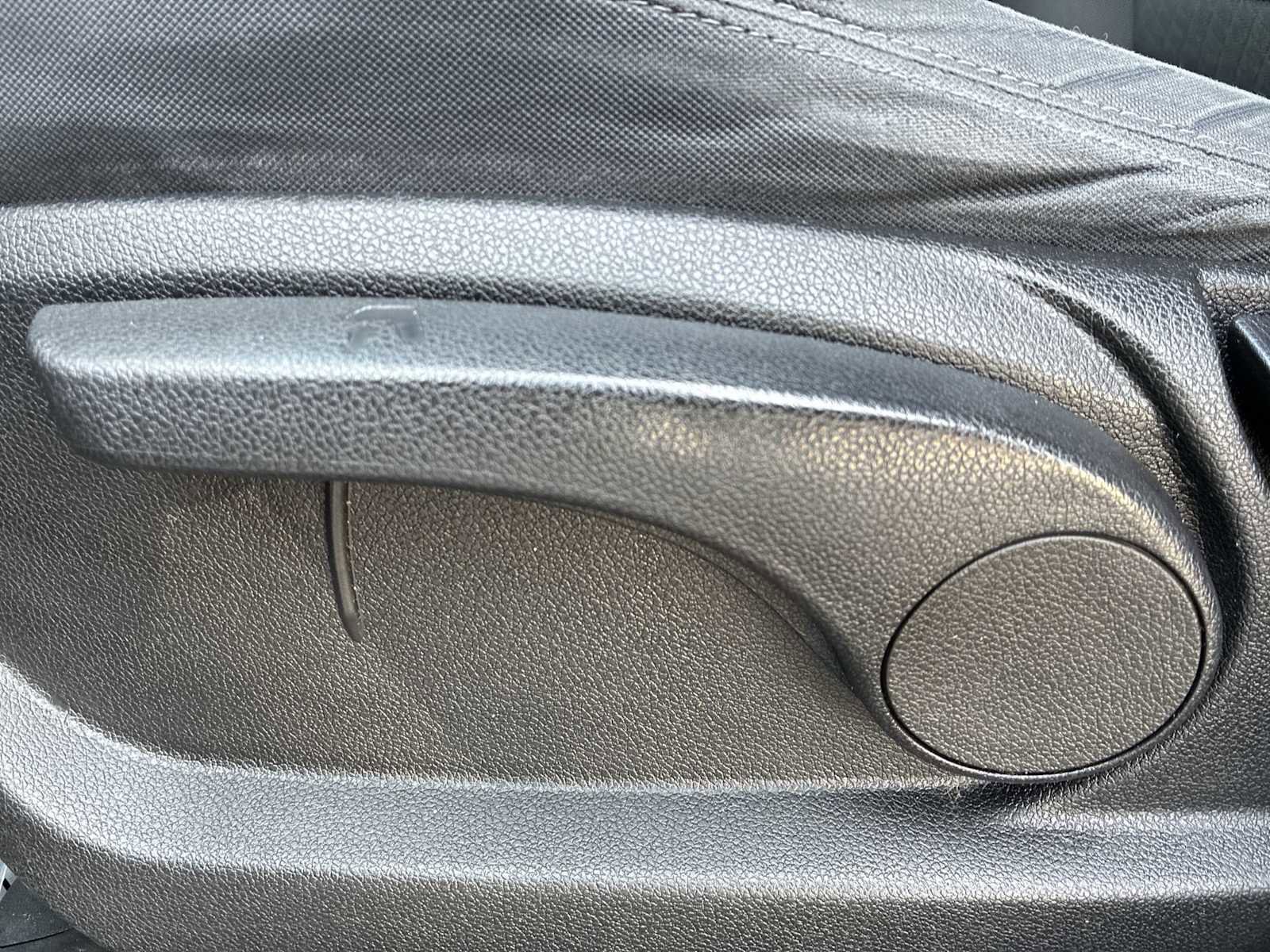 Used 2018 Kia Sorento LX image 15