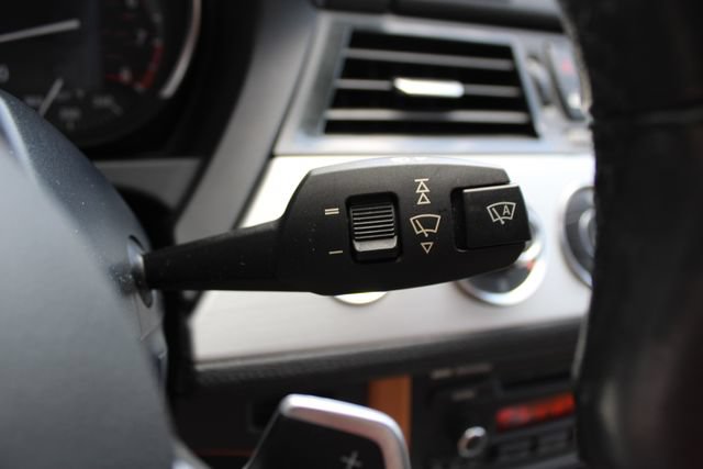 Used 2014 BMW Z4 sDrive28i RWD image 7