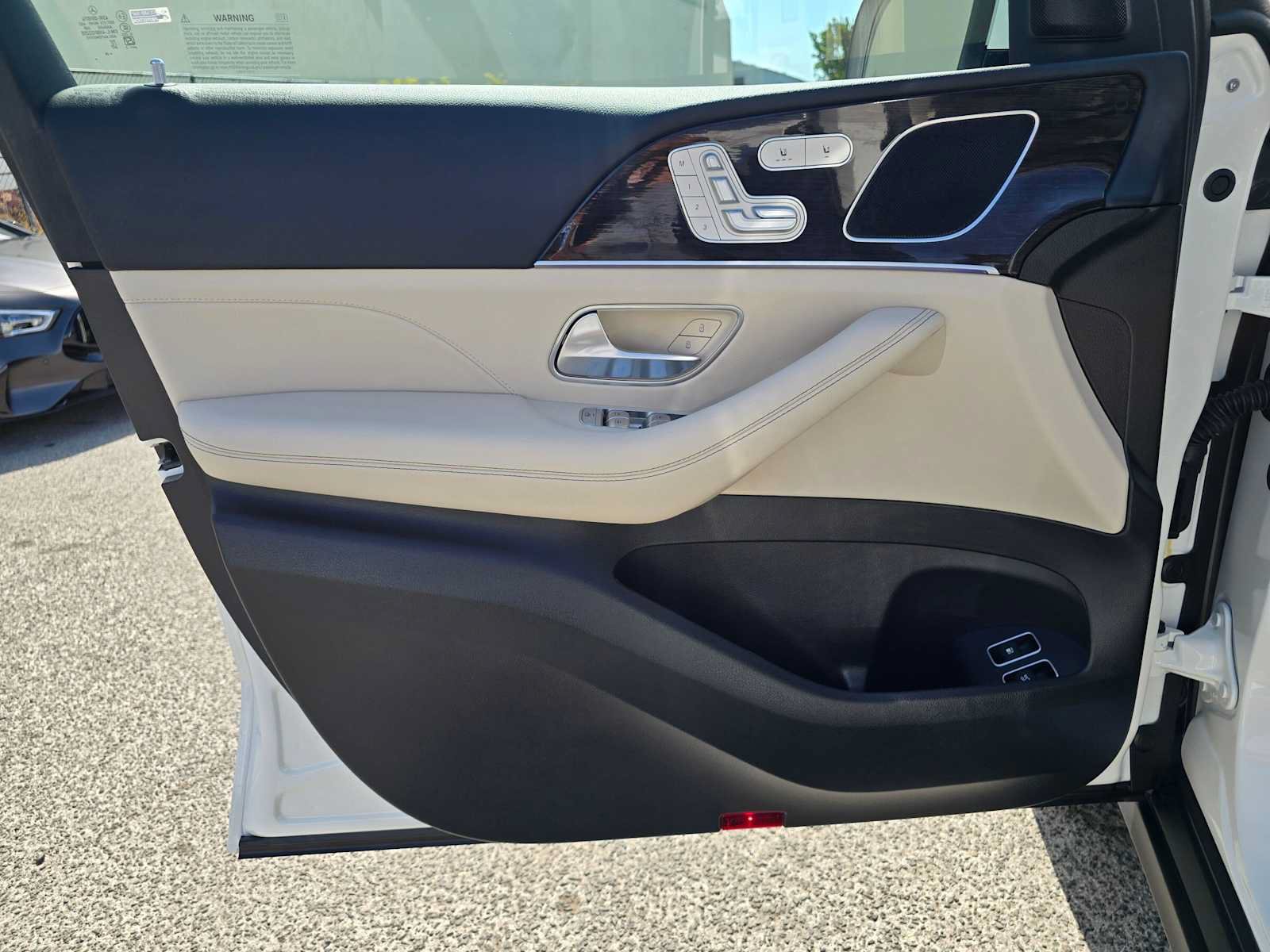 New 2026 Mercedes-Benz GLE 450e 4MATIC image 19