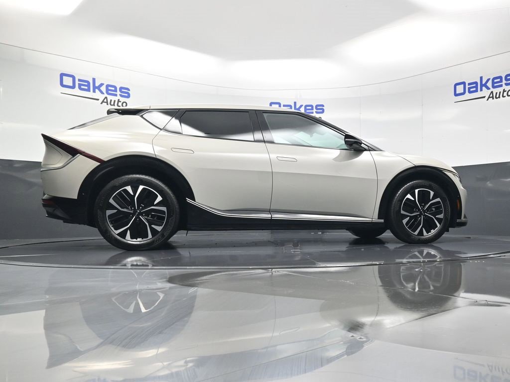 Certified 2022 Kia EV6 Wind w/ Wind Technology Package image 45