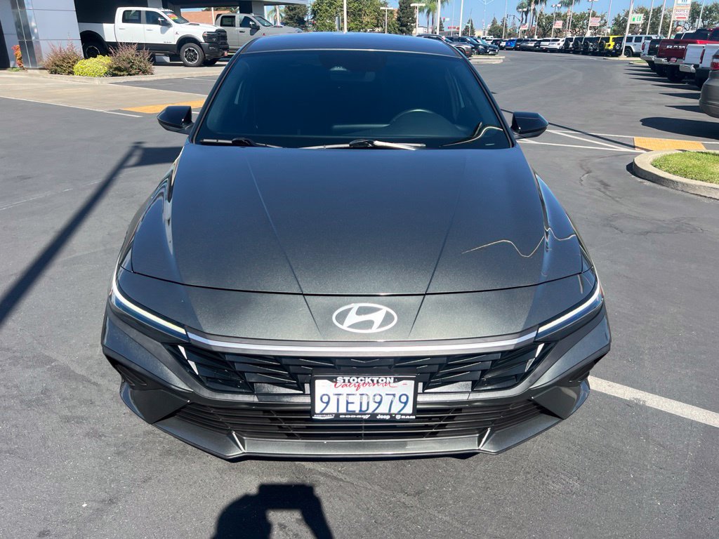 Used 2025 Hyundai Elantra Sport w/ Cargo Package FWD image 6