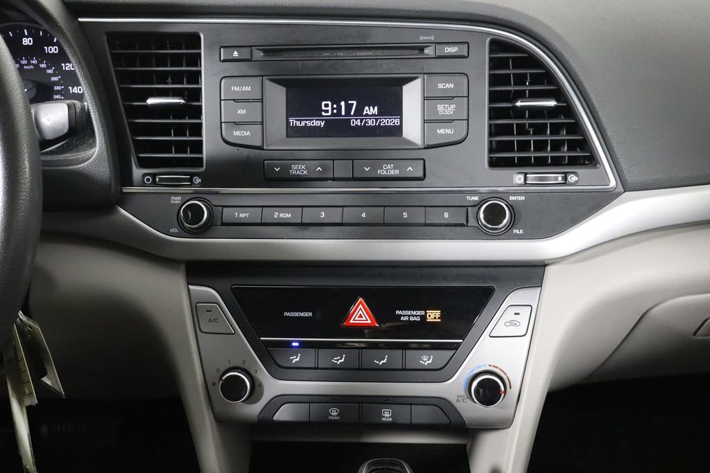 Used 2017 Hyundai Elantra SE FWD image 23
