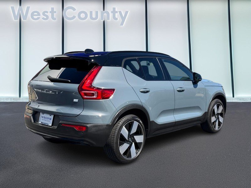Certified 2023 Volvo XC40 Recharge Ultimate w/ Protection Package Premier AWD/4WD image 4
