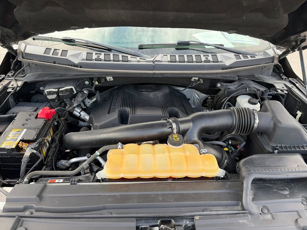 Used 2018 Ford F150 XLT w/ Equipment Group 302A Luxury AWD/4WD image 39