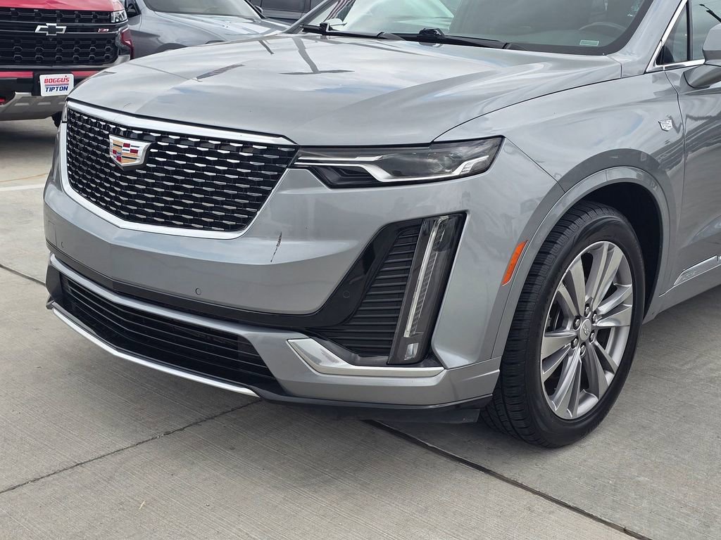 Used 2024 Cadillac XT6 Premium Luxury image 8