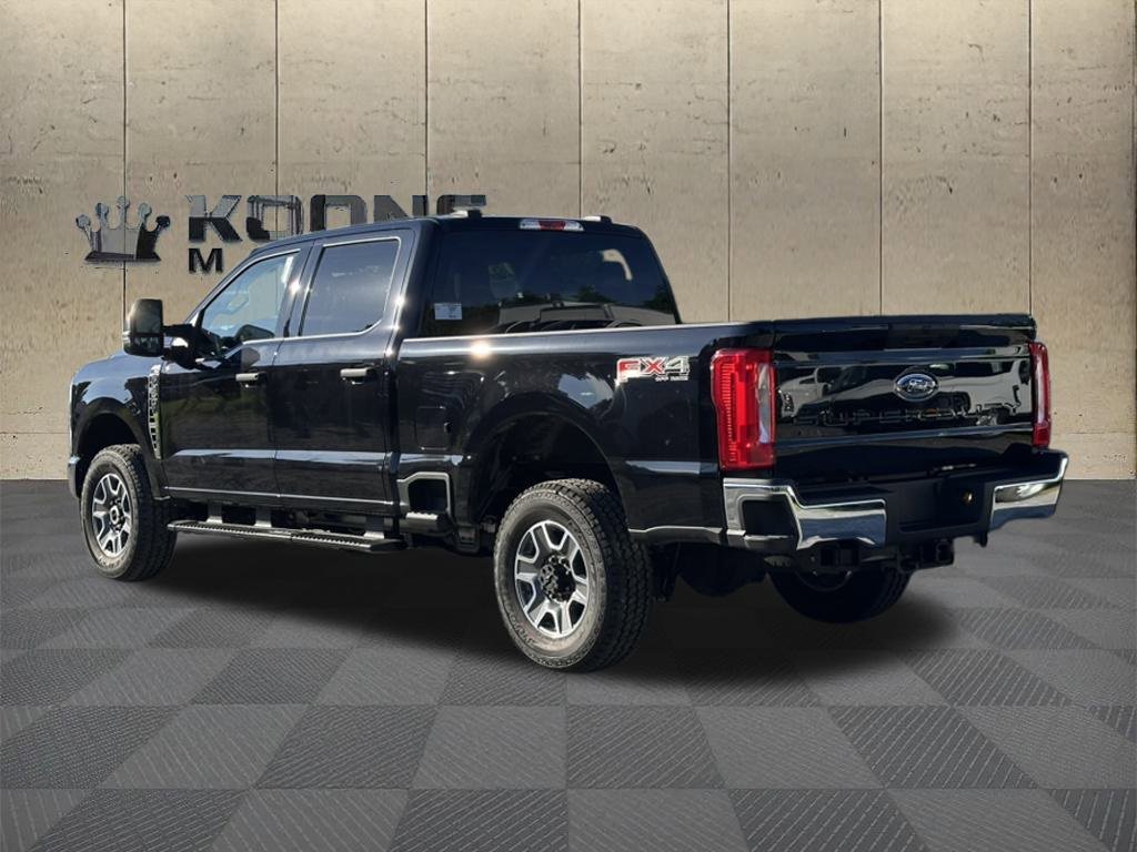 New 2025 Ford F250 XLT w/ FX4 Off-Road Package image 7