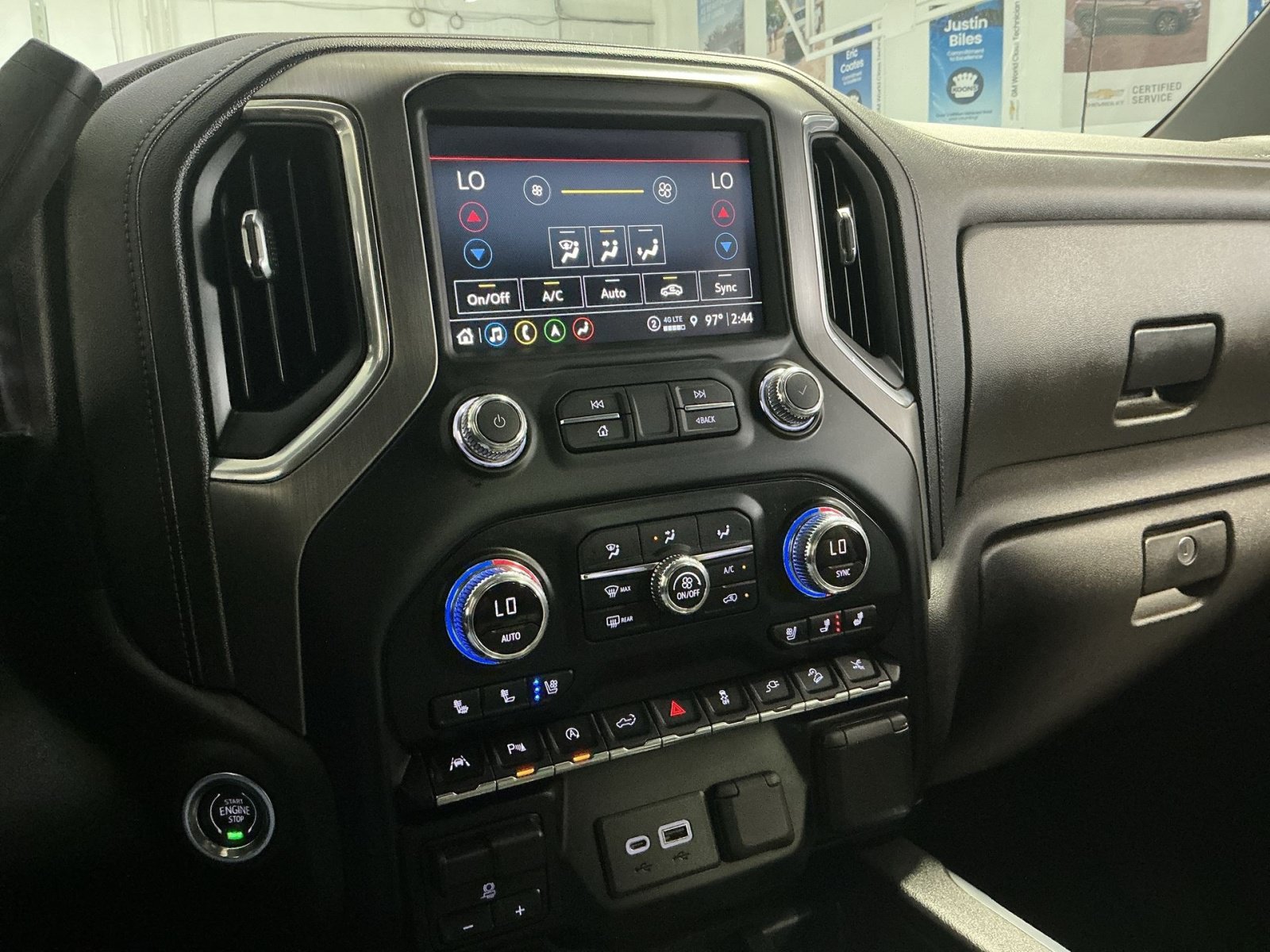 Used 2021 GMC Sierra 1500 Denali w/ Denali Ultimate Package AWD/4WD image 22