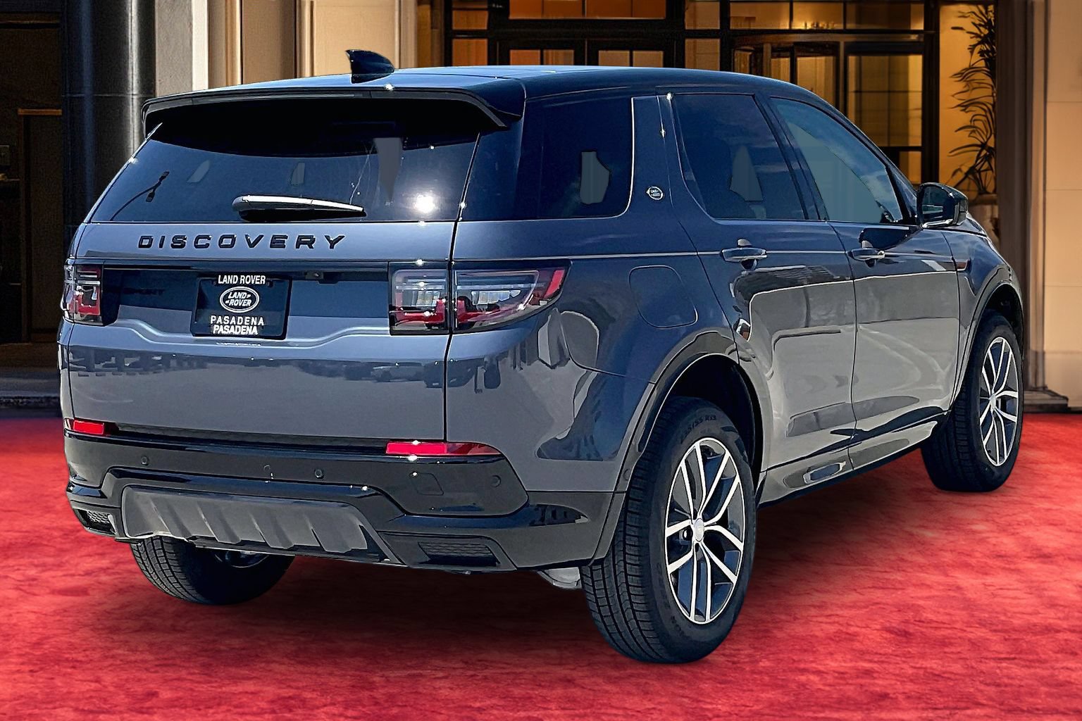New 2026 Land Rover Discovery Sport Landmark AWD/4WD image 5