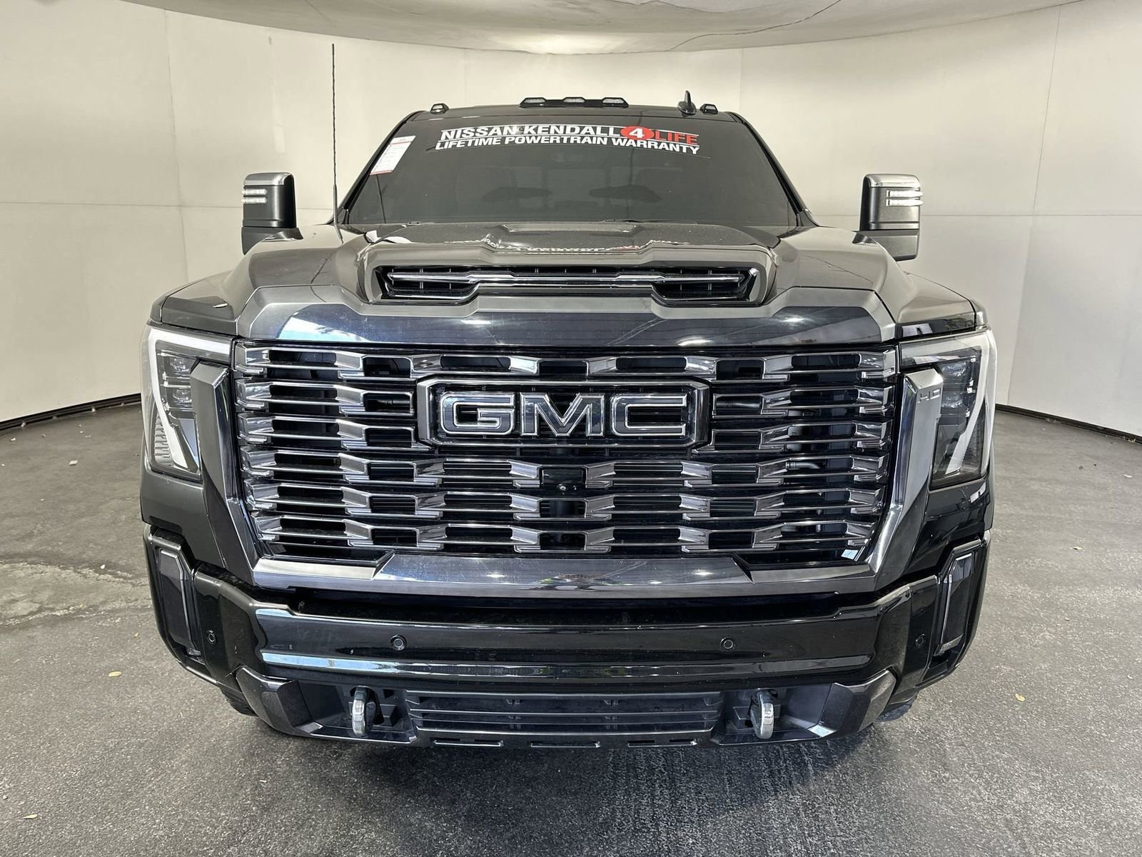 Used 2024 GMC Sierra 2500 Denali Ultimate image 4
