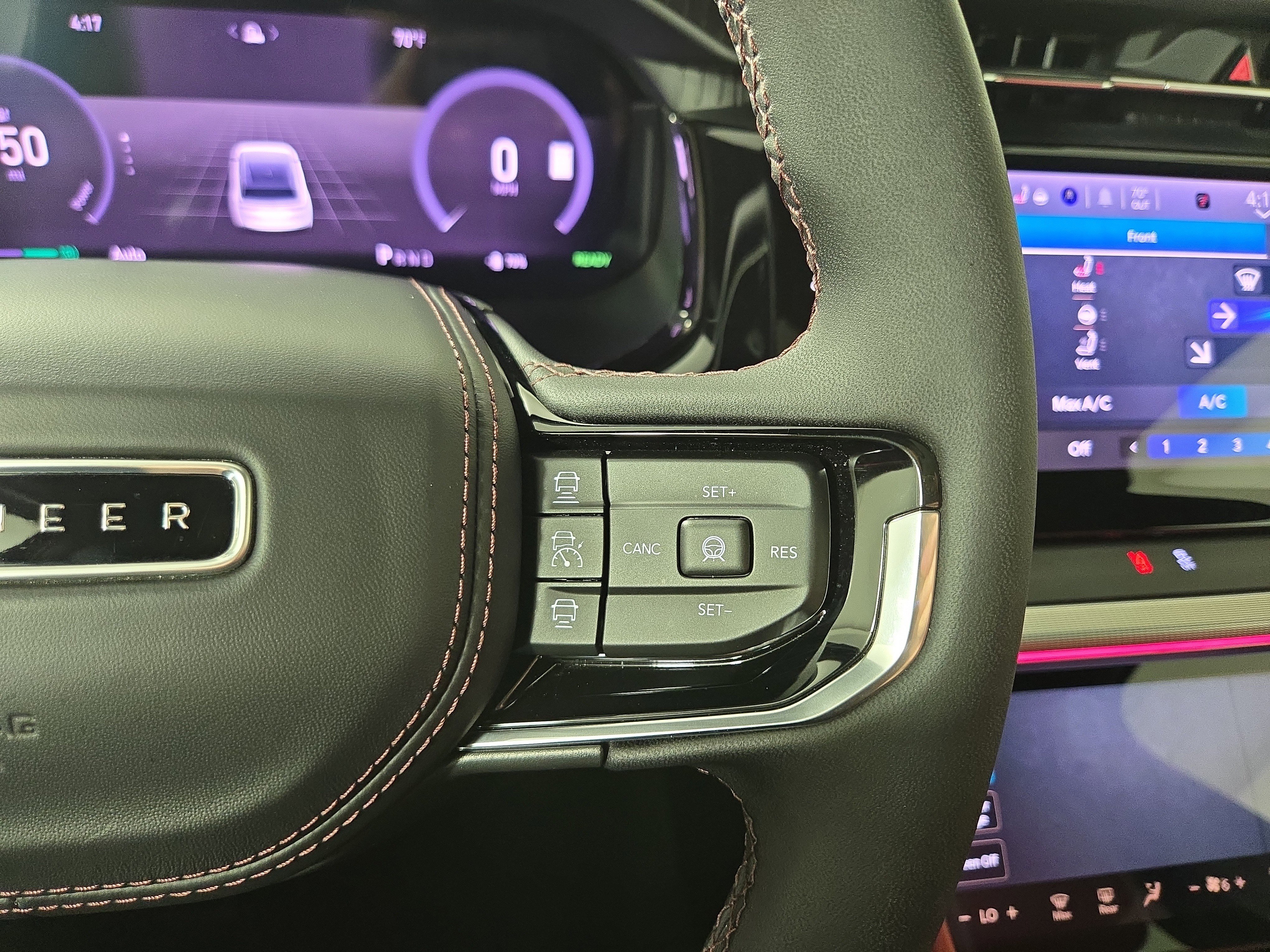 Used 2024 Jeep Wagoneer Launch Edition image 16