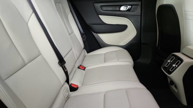 Certified 2026 Volvo XC40 B5 Plus w/ Protection Package Premier AWD/4WD image 45