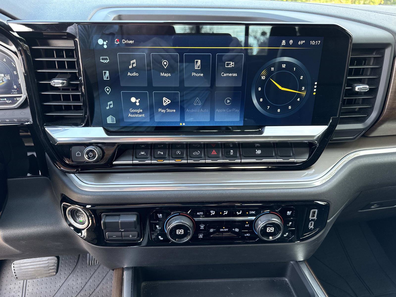 Used 2022 Chevrolet Silverado 1500 High Country w/ High Country Premium Package image 24