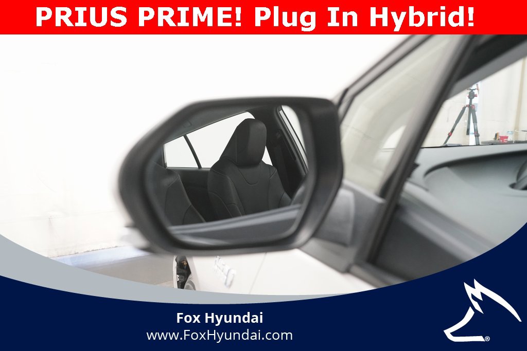 Used 2021 Toyota Prius Prime Limited w/ Carpet Mat Package (TMS) image 24