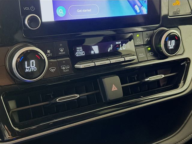 Certified 2025 Toyota Highlander LE image 18
