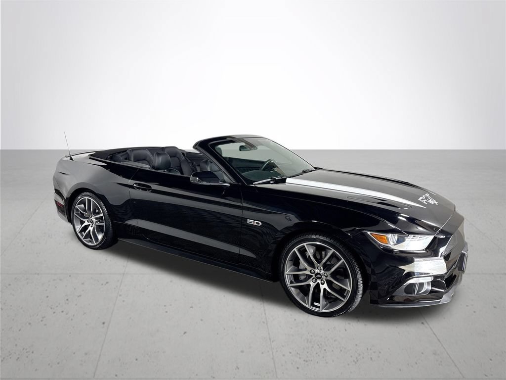 Used 2015 Ford Mustang GT Premium w/ Equipment Group 401A RWD image 4