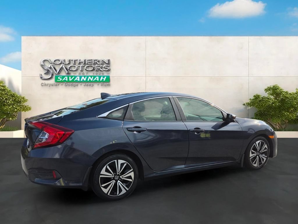 Used 2018 Honda Civic EX-T image 5