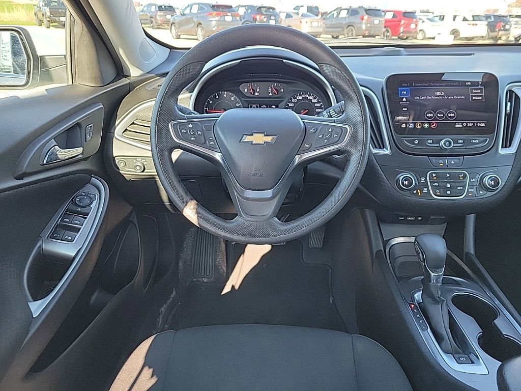Used 2023 Chevrolet Malibu LT FWD image 12