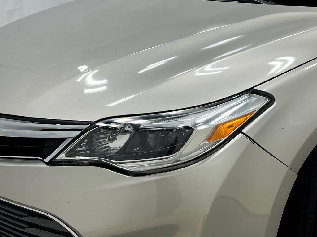 Used 2015 Toyota Avalon XLE Premium FWD image 34