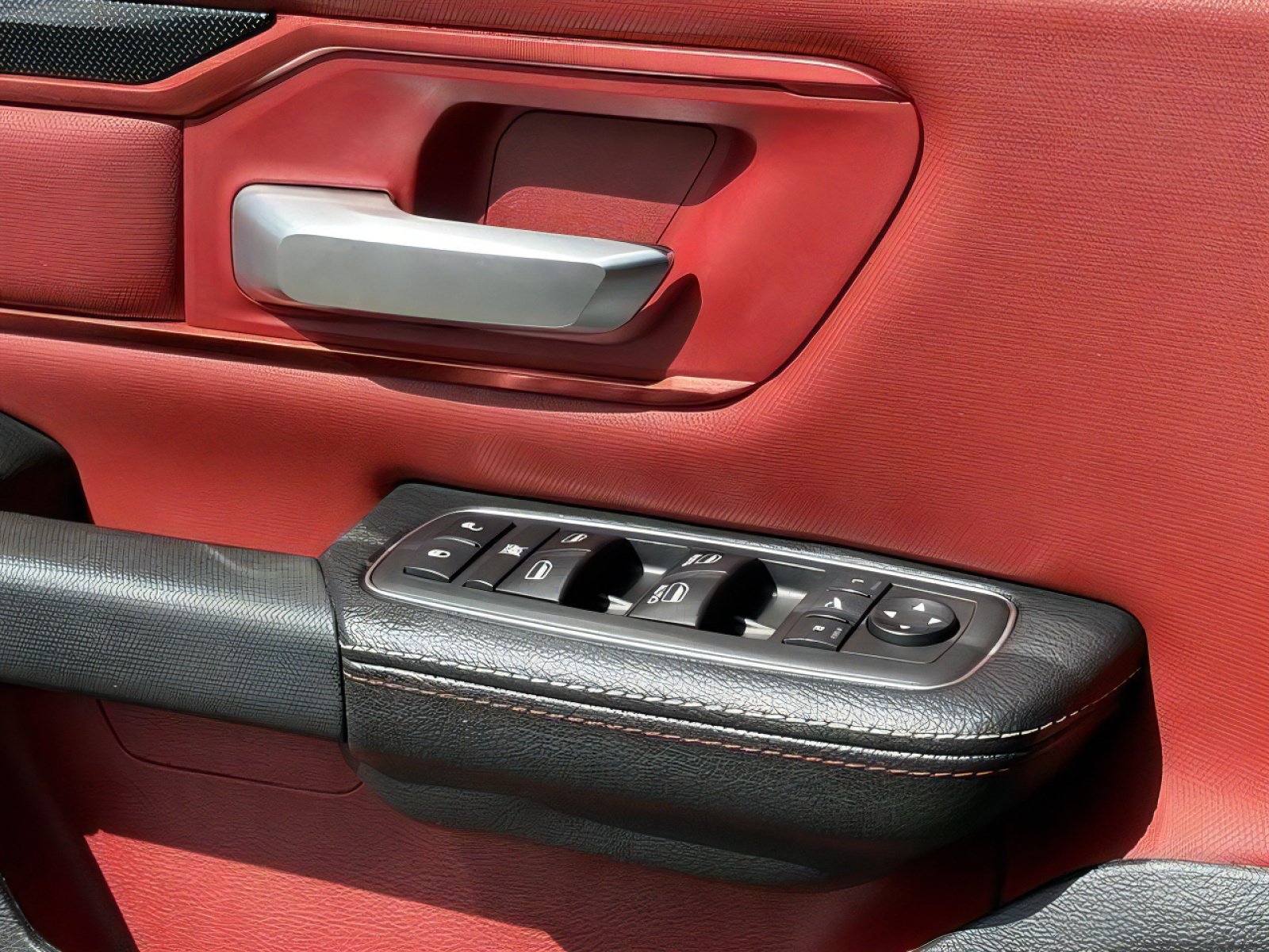 Used 2019 RAM 1500 Rebel w/ Rebel Level 2 Equipment Group AWD/4WD image 18