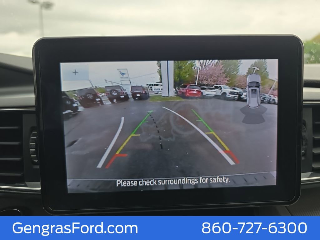Used 2023 Ford Explorer XLT w/ Equipment Group 202A AWD/4WD image 34