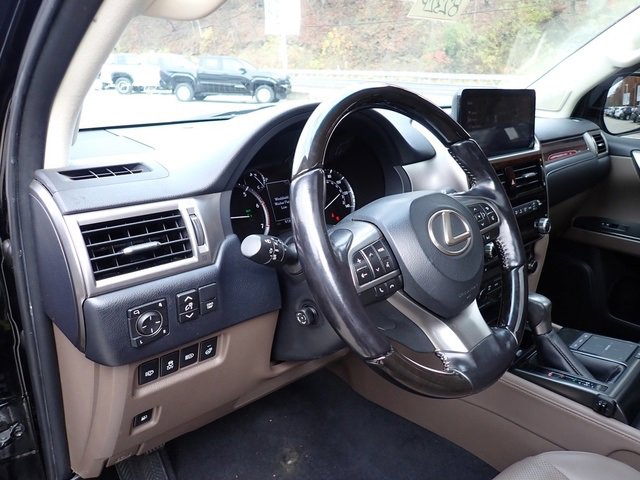 Used 2022 Lexus GX 460 Premium w/ Premium Plus Package image 15