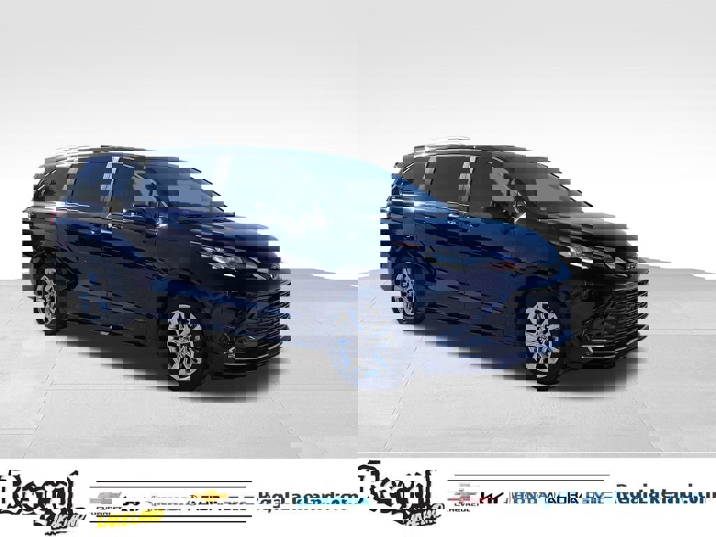 Used 2023 Toyota Sienna Limited image 2