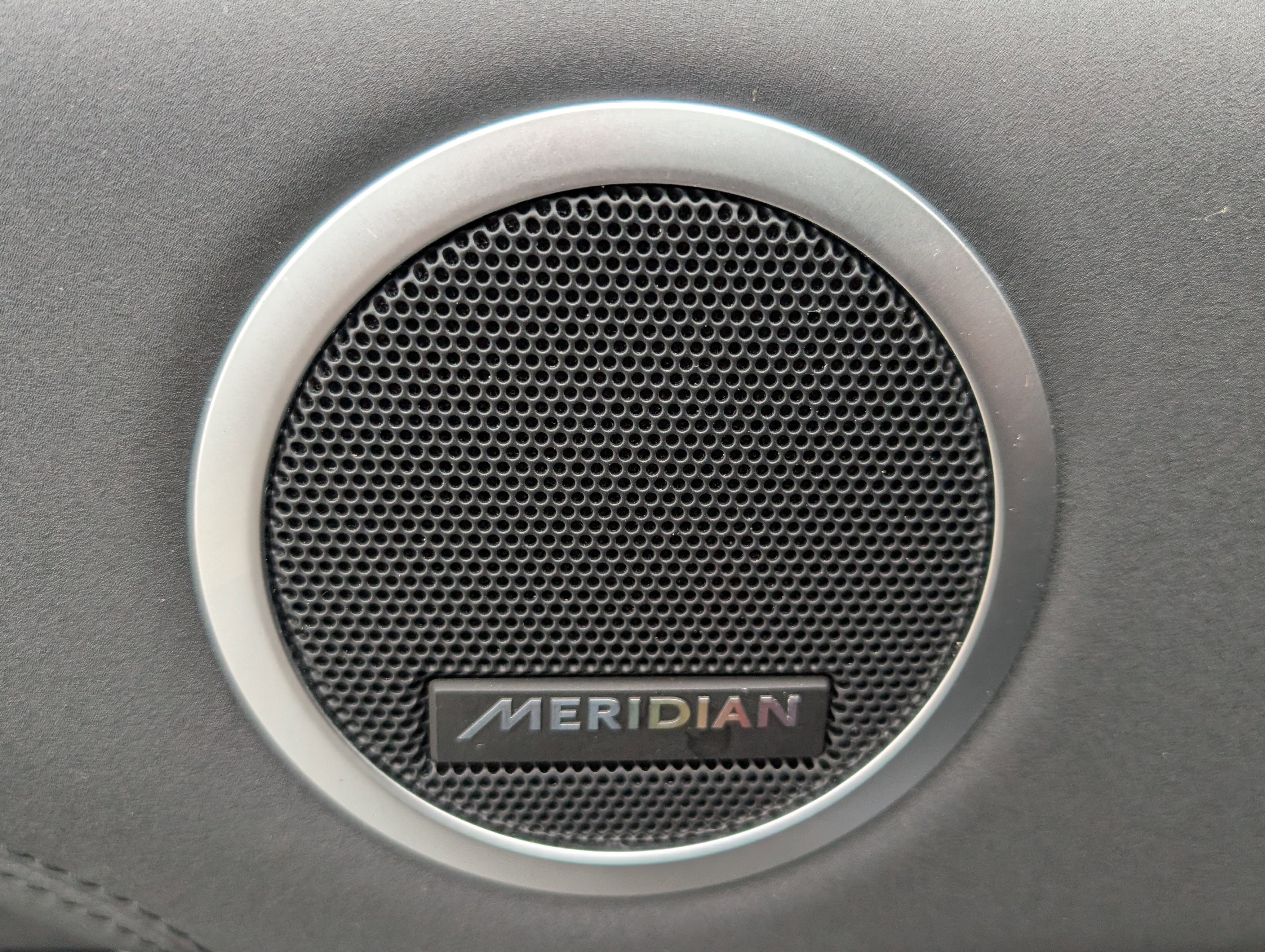 Used 2020 Land Rover Discovery HSE image 22