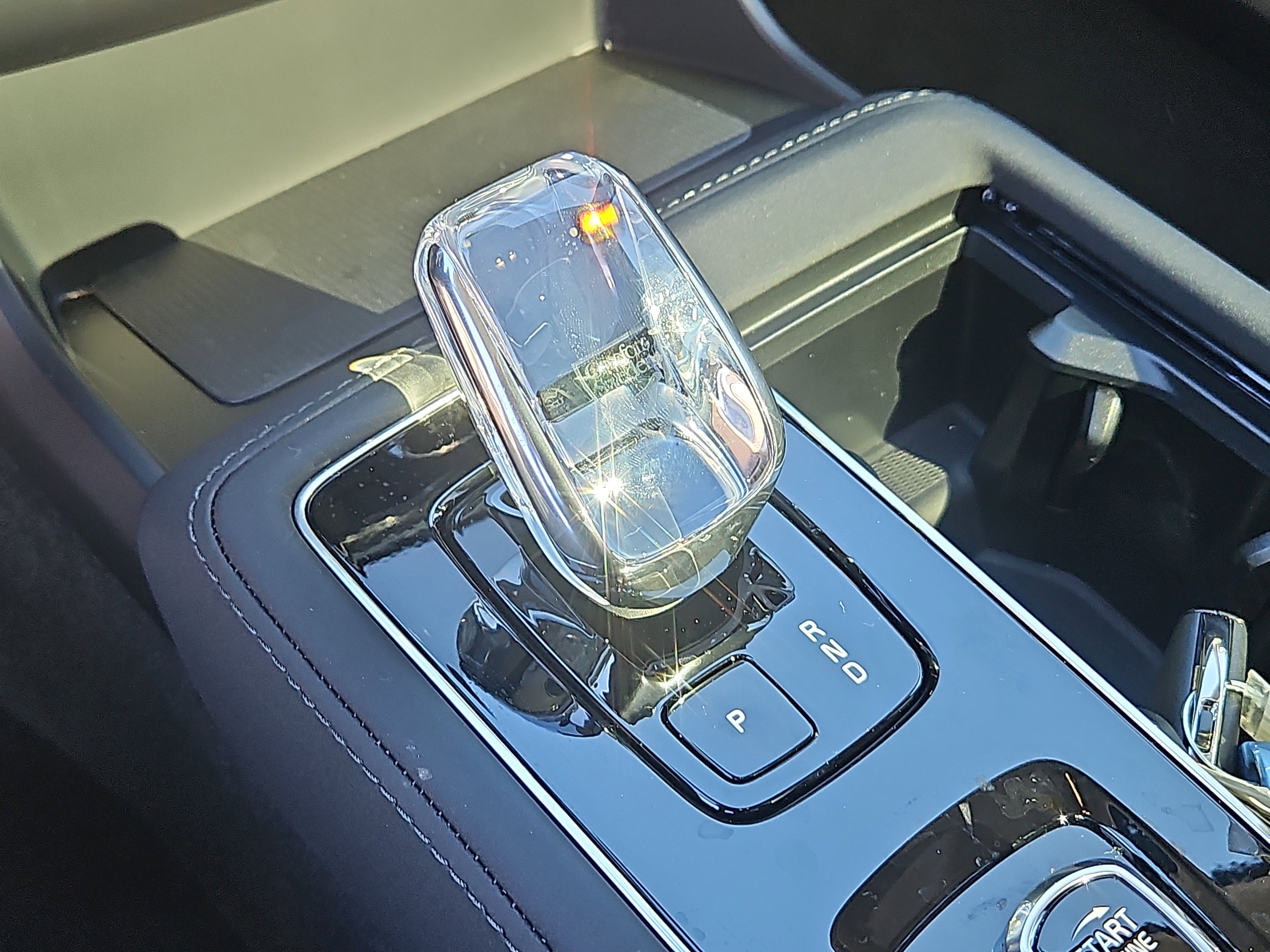 New 2026 Volvo XC90 B6 Ultra w/ Protection Package image 20