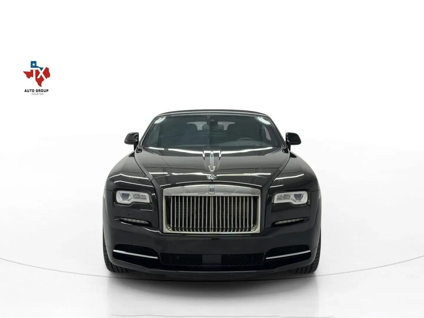 Used 2017 Rolls-Royce Dawn RWD image 57