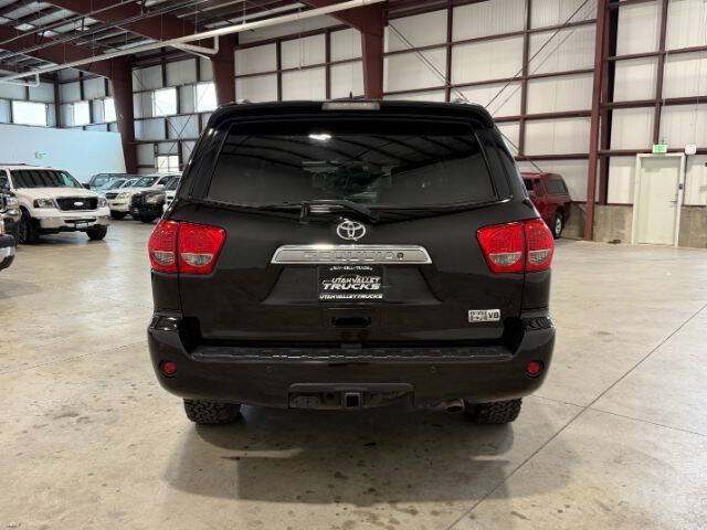 Used 2014 Toyota Sequoia Platinum AWD/4WD image 9