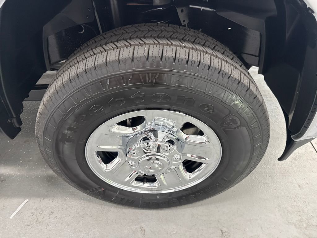 New 2026 RAM 2500 Tradesman w/ Chrome Appearance Group AWD/4WD image 4