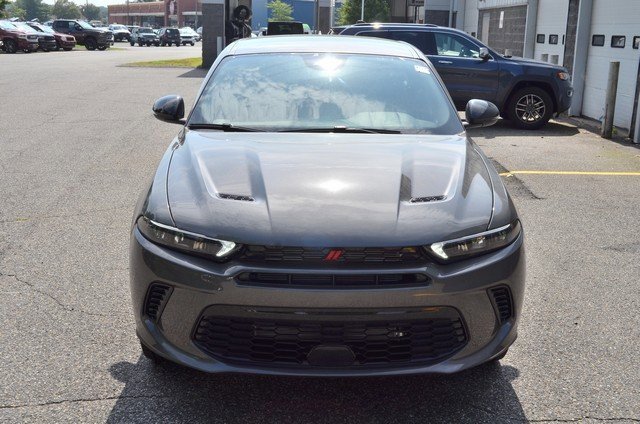 New 2025 Dodge Hornet GT w/ Track Pack image 3