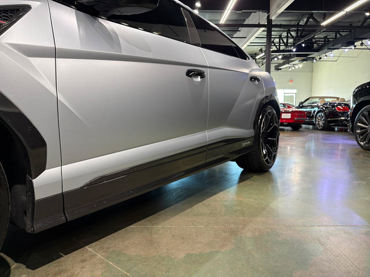 Used 2024 Lamborghini Urus Performante AWD/4WD image 17