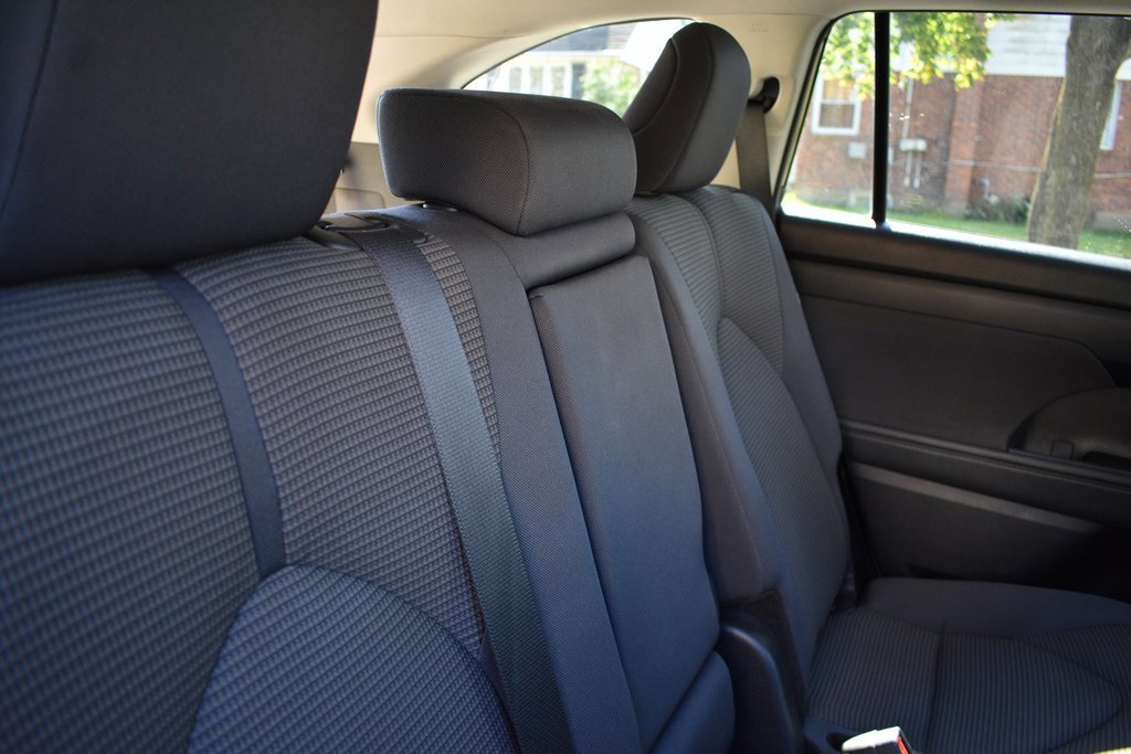 Used 2024 Toyota Highlander LE image 28