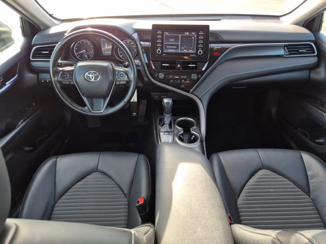 Used 2023 Toyota Camry SE image 16