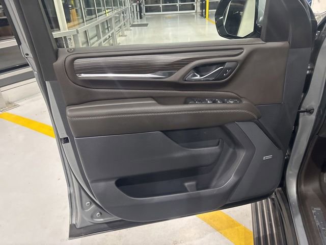 Used 2024 GMC Yukon Denali w/ Denali Reserve Package AWD/4WD image 14