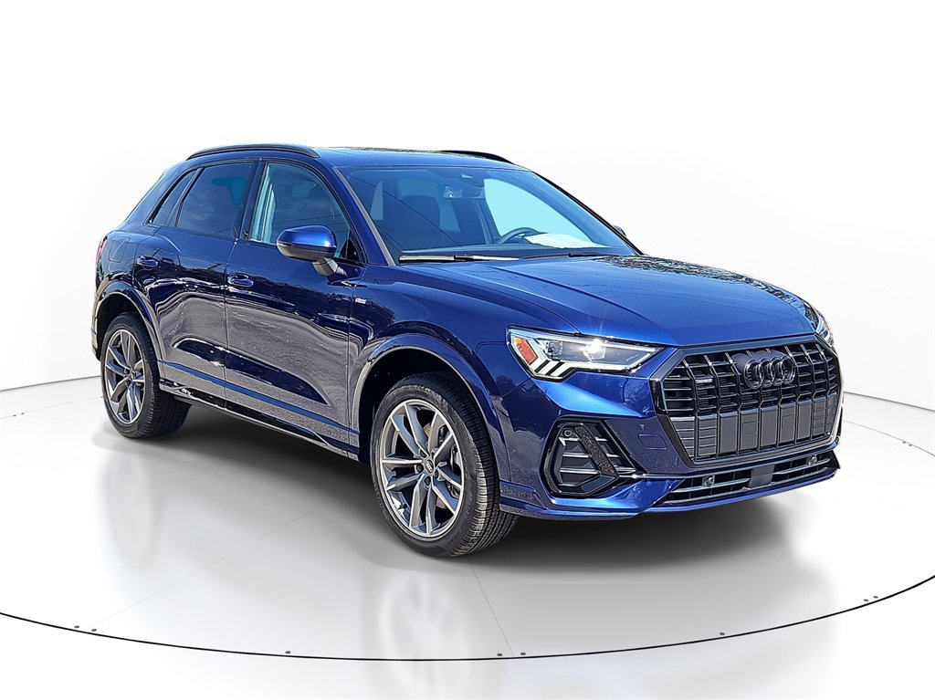 New 2025 Audi Q3 2.0T Premium