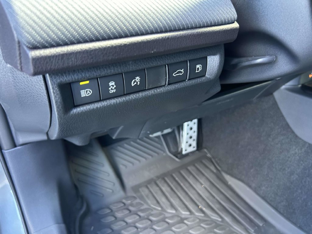 New 2026 Toyota Camry SE FWD image 17