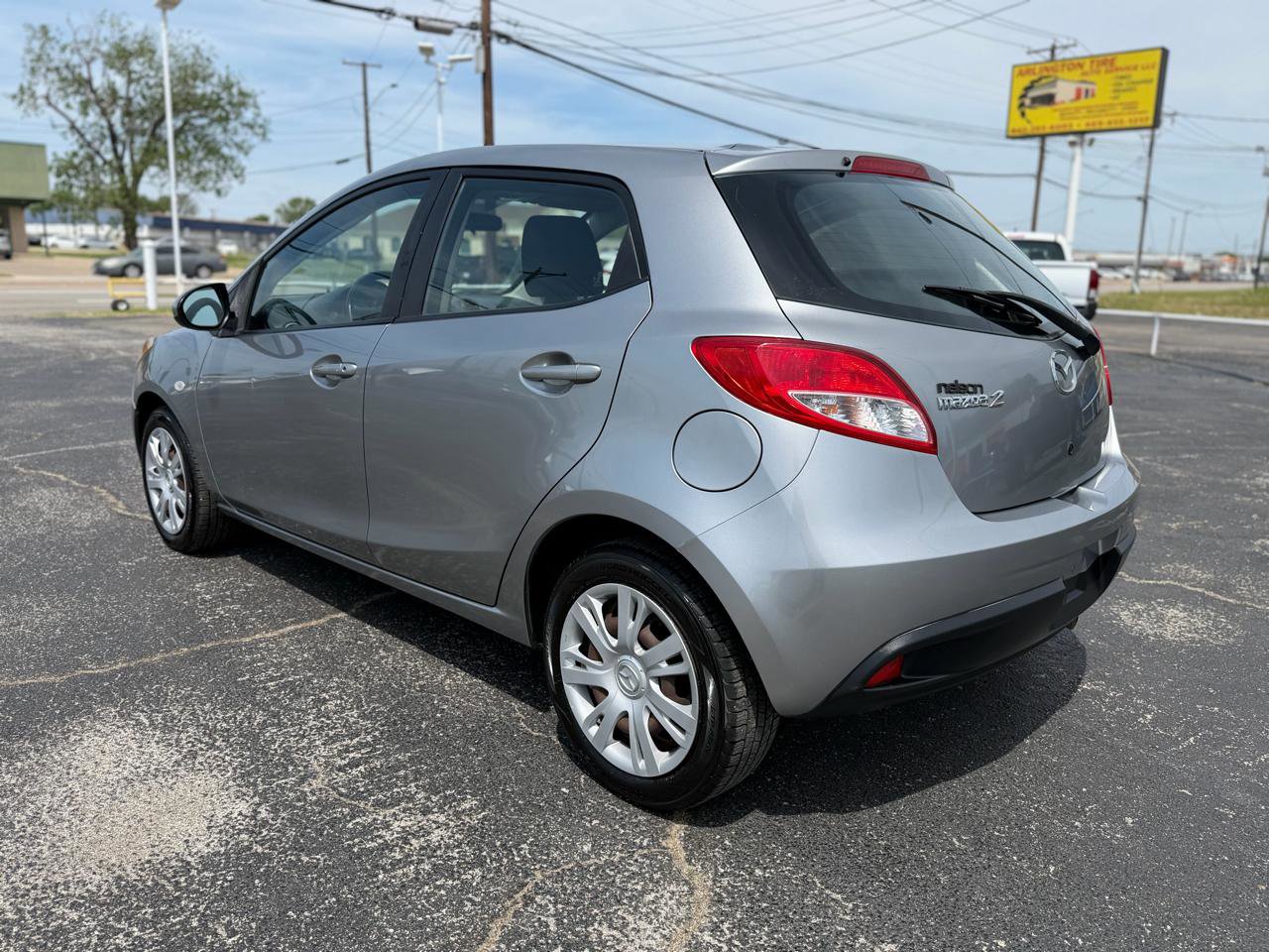 Used 2013 MAZDA MAZDA2 Sport image 7