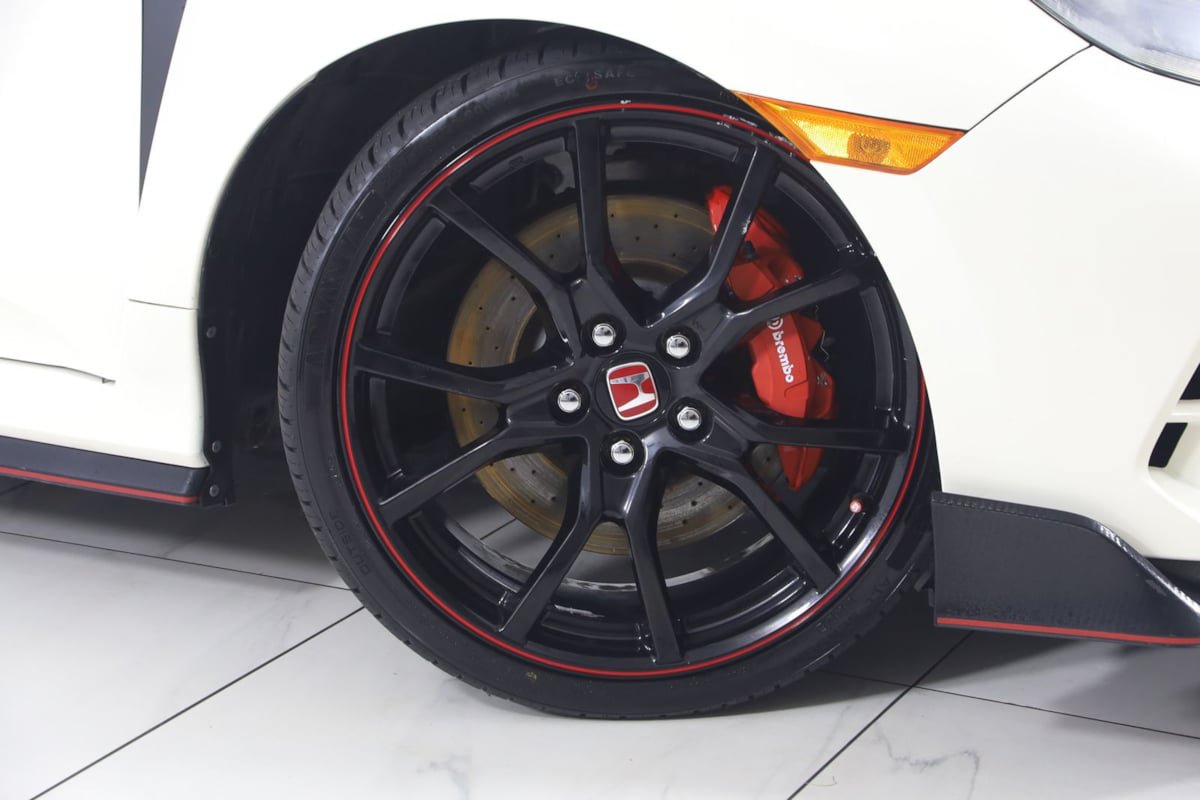 Used 2019 Honda Civic Type R image 14