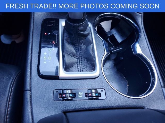 Used 2019 Toyota Highlander Limited image 16