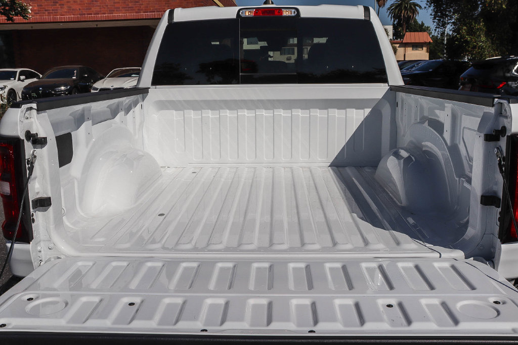 Used 2025 RAM 1500 Tradesman AWD/4WD image 25
