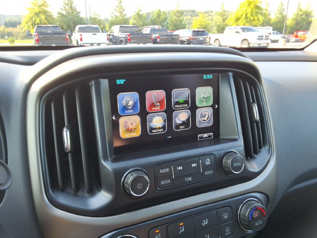 Used 2018 Chevrolet Colorado Z71 w/ Centennial Edition RWD image 32