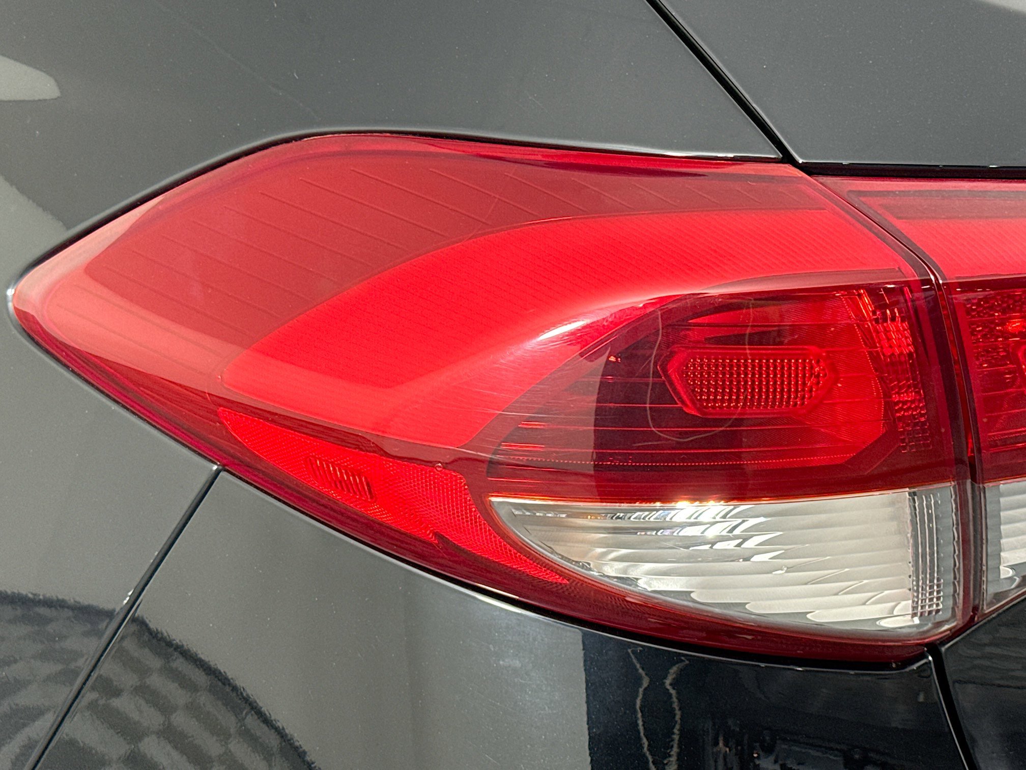 Used 2017 Hyundai Tucson Sport AWD/4WD image 35