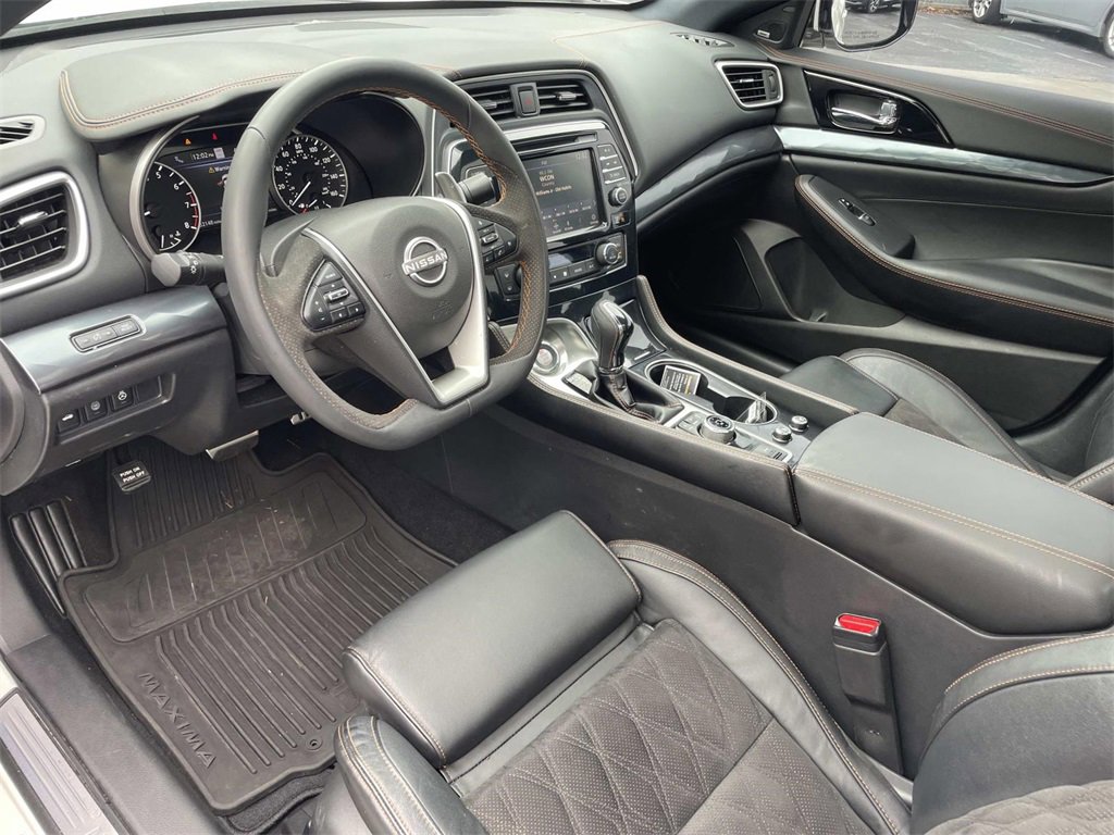 Certified 2023 Nissan Maxima SR w/ Sport Mat Group image 18